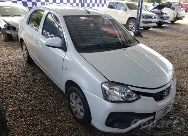 TOYOTA ETIOS SEDAN X 1.5 16V DUAL VVT-I 2018