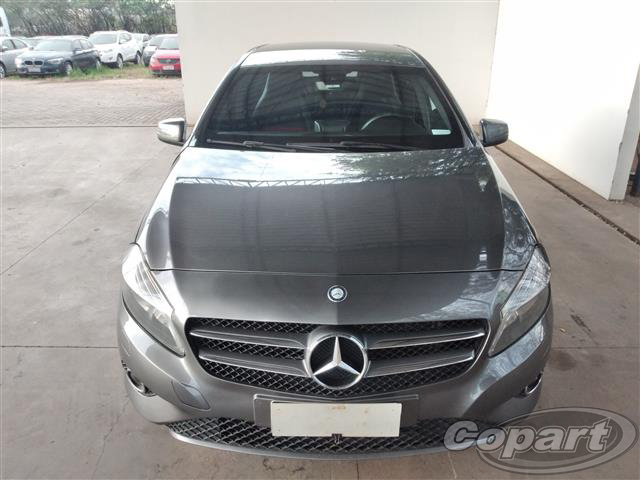 MERCEDES-BENZ A200 1.6 TURBO 16V GASOLINA AUT 2015