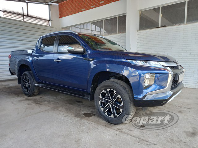MITSUBISHI L200 TRITON  2.4 16V TURBO DIESEL SPORT HPE-S CD 4X4 AUT 2023