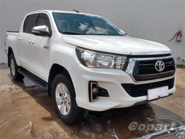 TOYOTA HILUX 2.8 SRV 4X4 CD 16V DIESEL AUT 2017