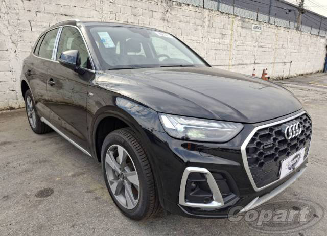 AUDI Q5 TFSIe PHEV 2.0 16V TFSI TURBO 2024  