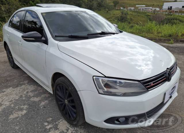 VOLKSWAGEN JETTA HIGHLINE 211 2.0 16V TSI TURBO 2014